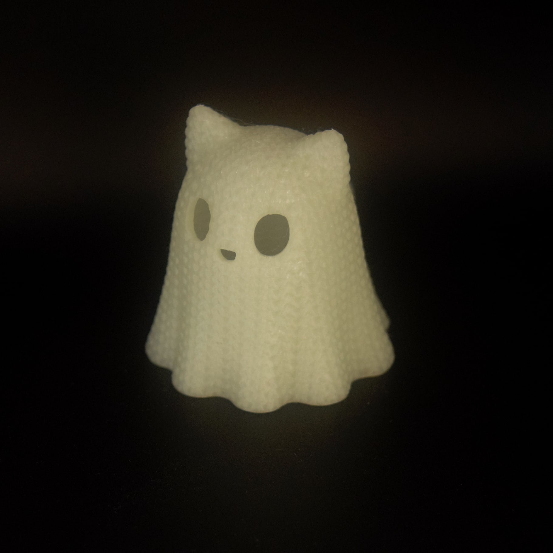 Knitted Ghost Cat (with Tealight)